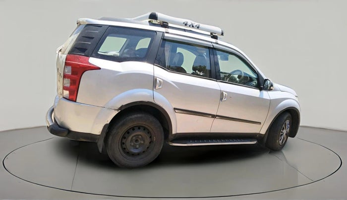 2017 Mahindra XUV500 W6, Diesel, Manual, 1,47,679 km, exterior
