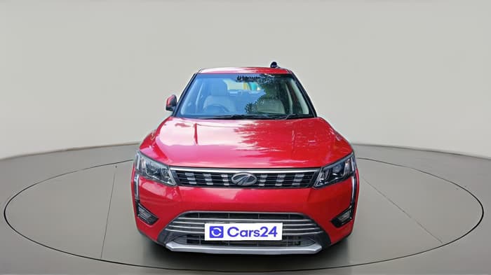 2020 Mahindra XUV300 W8 (O) 1.5 DIESEL, Diesel, Manual, 78,143 km, exterior