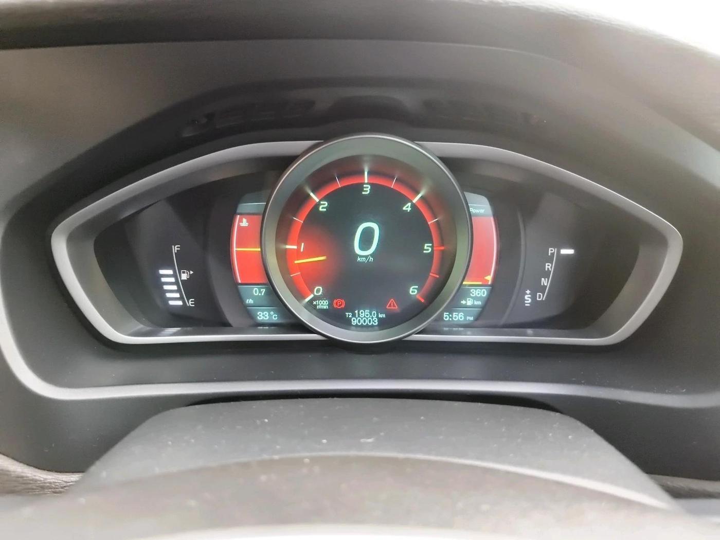 2013 Volvo V40 Cross Country D3, Diesel, Automatic, 90,003 km, interior