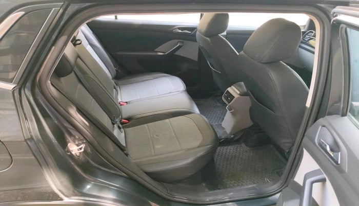 2022 Skoda KUSHAQ STYLE 1.5L TSI DSG, Petrol, Automatic, 1,03,583 km, interior
