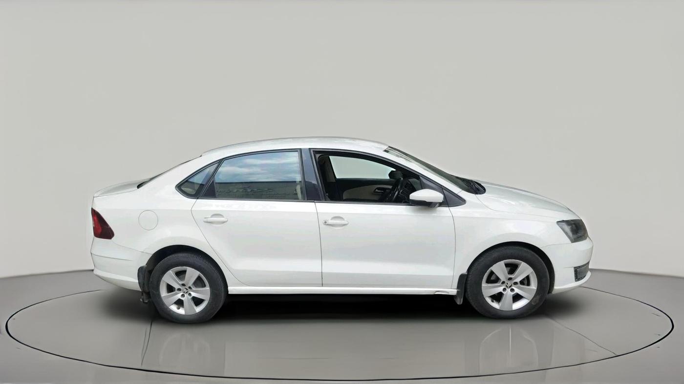 2017 Skoda Rapid STYLE 1.5 TDI, Diesel, Manual, 1,29,019 km, exterior