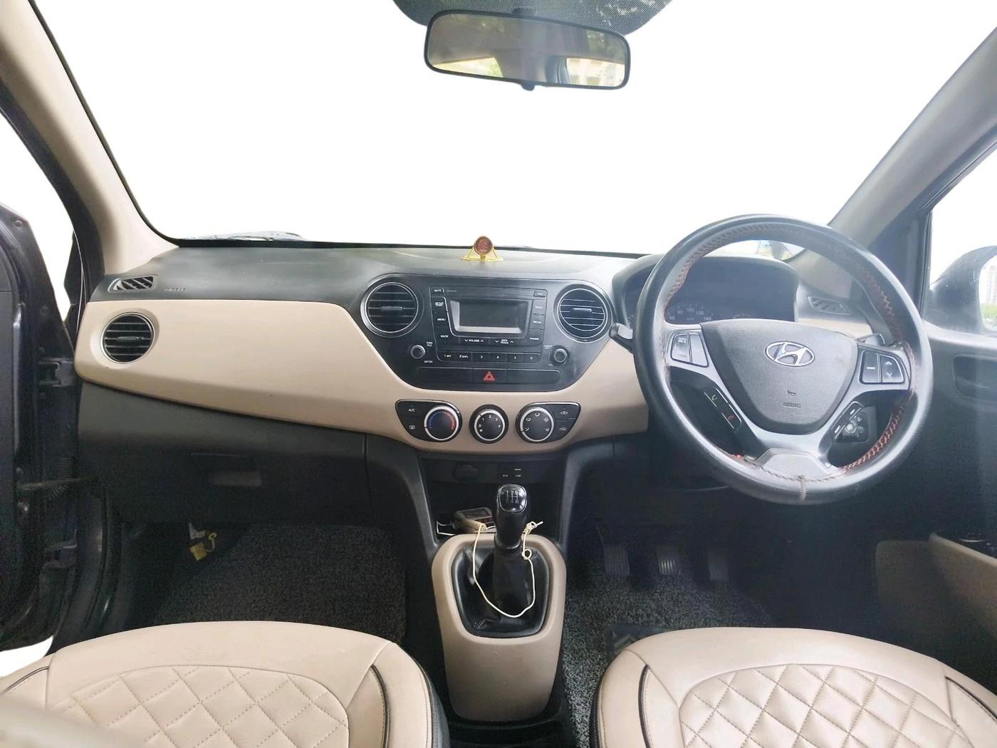 2019 Hyundai Xcent S 1.2, CNG, Manual, 1,37,139 km, interior