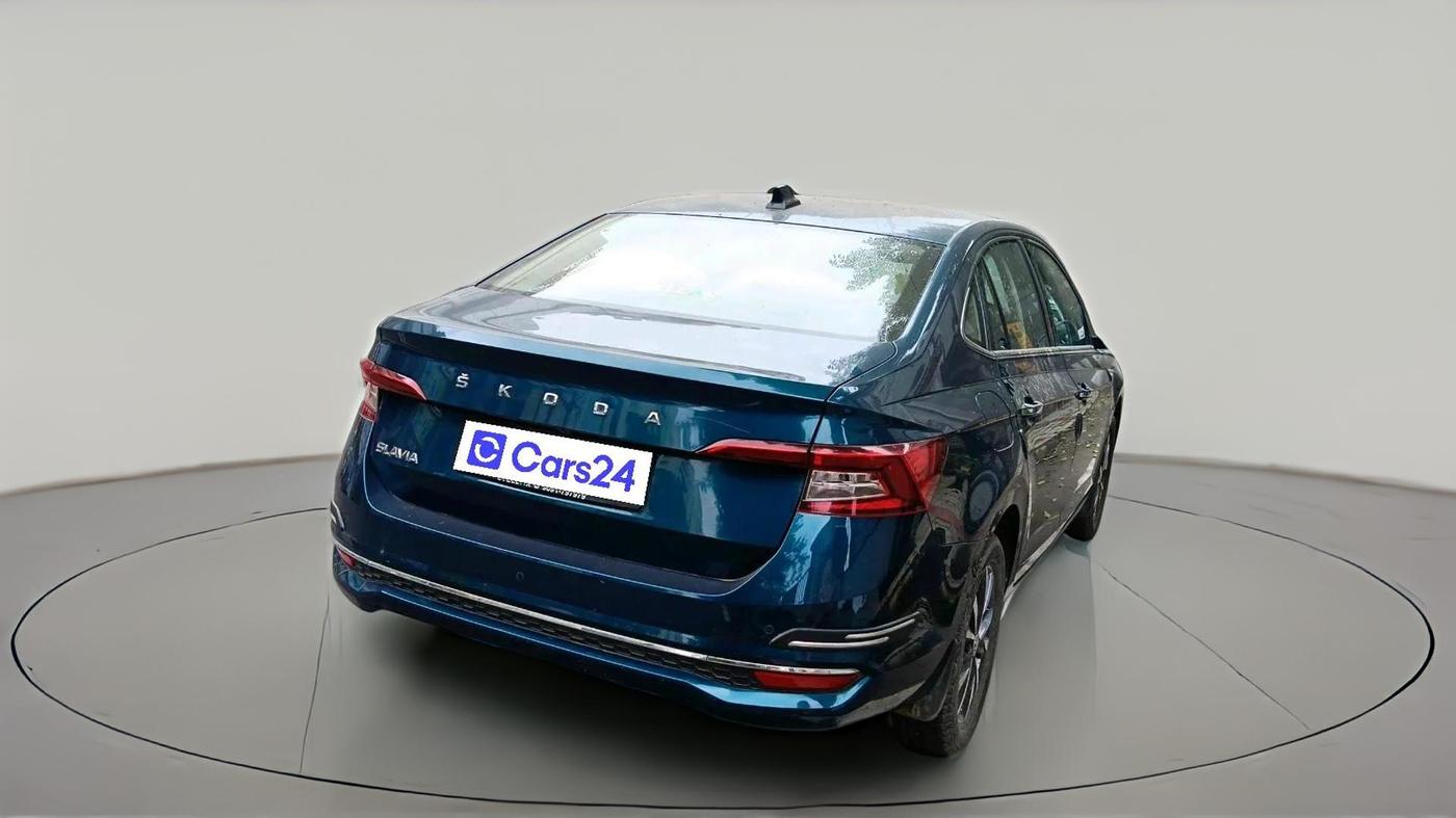 2023 Skoda SLAVIA STYLE 1.0L TSI MT, Petrol, Manual, 7,428 km, exterior
