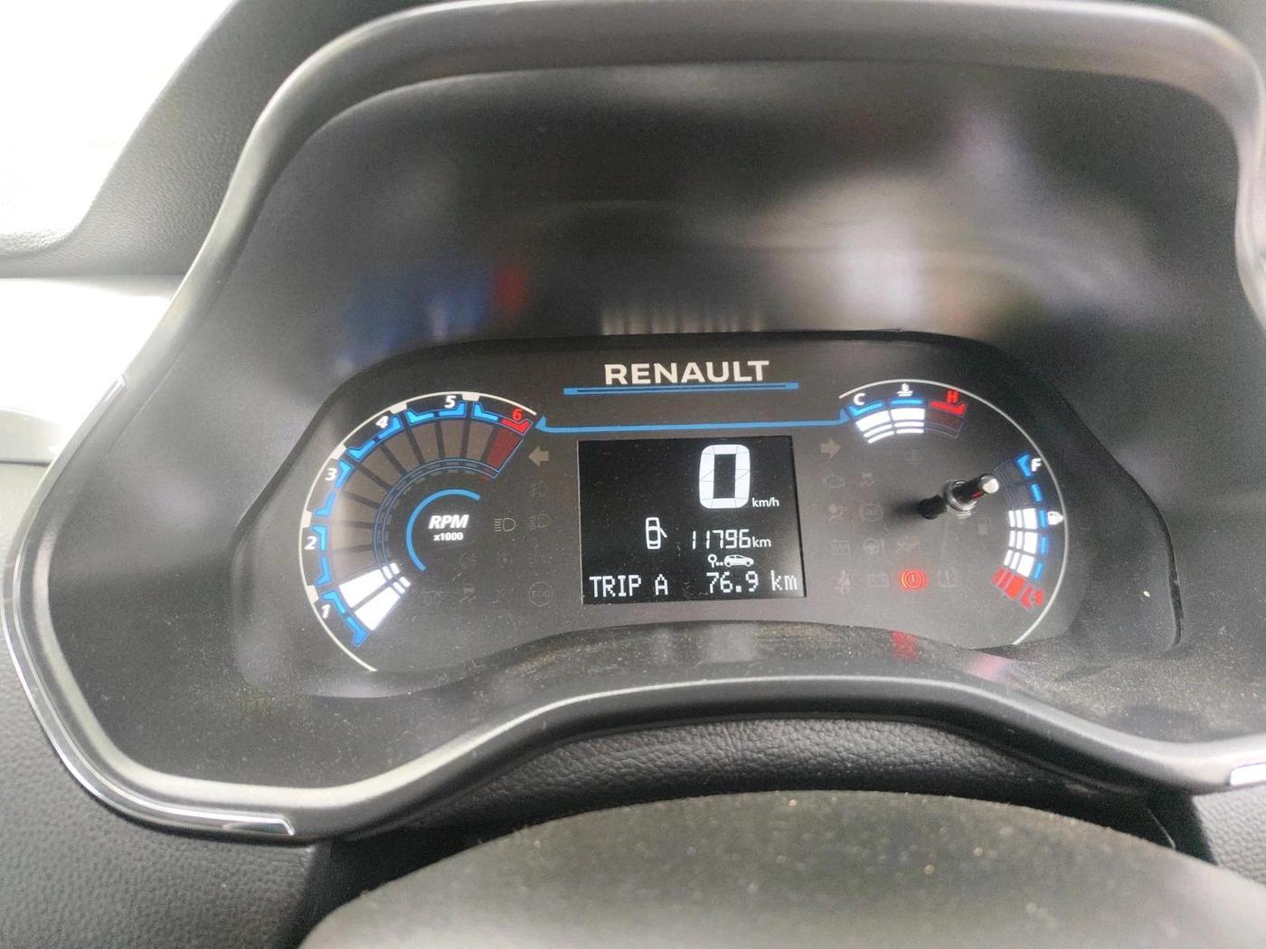 2024 Renault Kiger RXT (O) MT, Petrol, Manual, 11,796 km, interior
