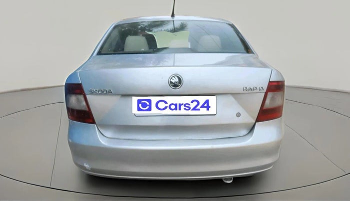 2014 Skoda Rapid ELEGANCE 1.6 TDI CR MT, Diesel, Manual, 85,936 km, exterior