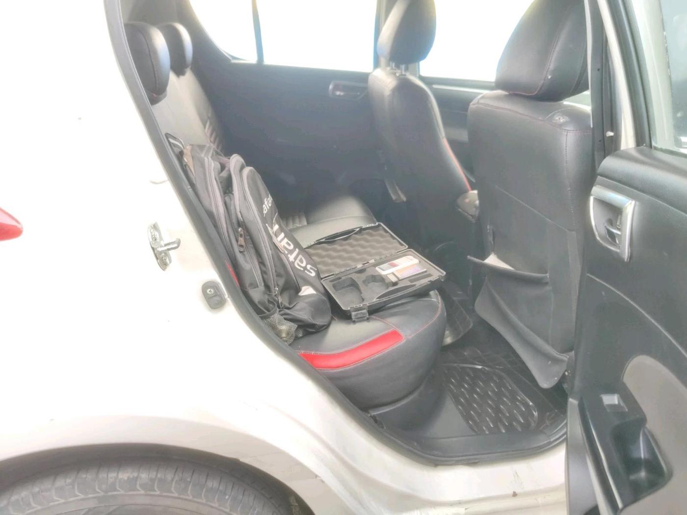 2012 Maruti Swift VDI, Diesel, Manual, 1,28,023 km, interior