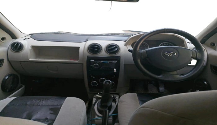 2013 Mahindra Verito Vibe CS 1.5 D4, Diesel, Manual, 89,030 km, interior