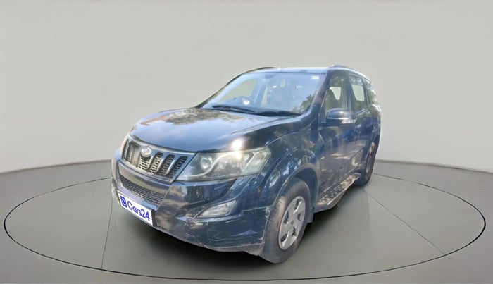 2017 Mahindra XUV500 W6, Diesel, Manual, 1,54,066 km, exterior