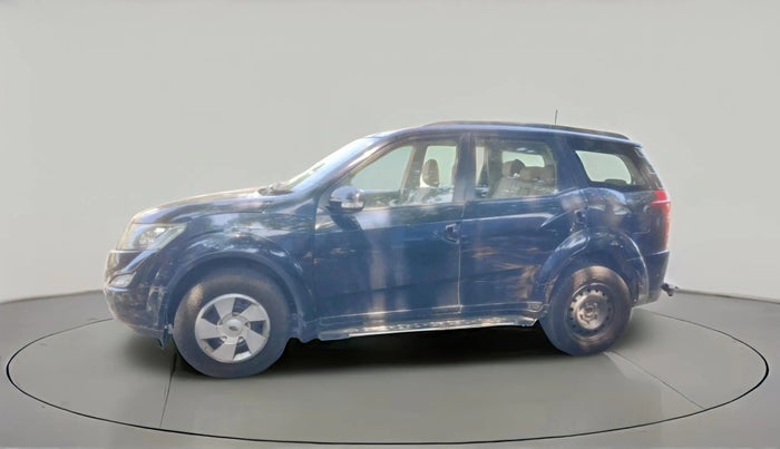 2017 Mahindra XUV500 W6, Diesel, Manual, 1,54,066 km, exterior