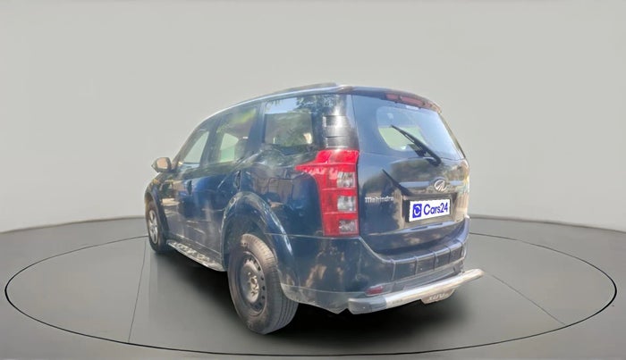 2017 Mahindra XUV500 W6, Diesel, Manual, 1,54,066 km, exterior