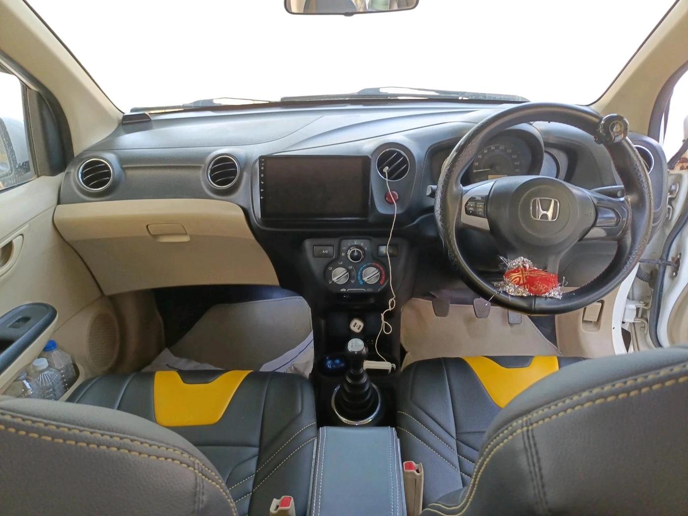 2015 Honda Amaze 1.2L I-VTEC S, CNG, Manual, 77,491 km, interior