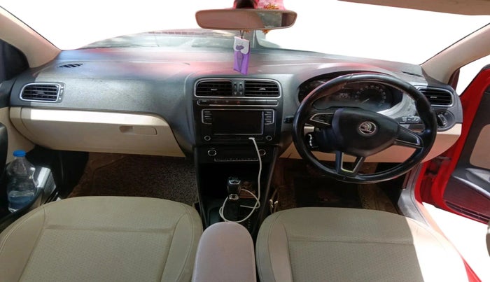 2017 Skoda Rapid STYLE 1.5 TDI AT, Diesel, Automatic, 1,38,740 km, interior