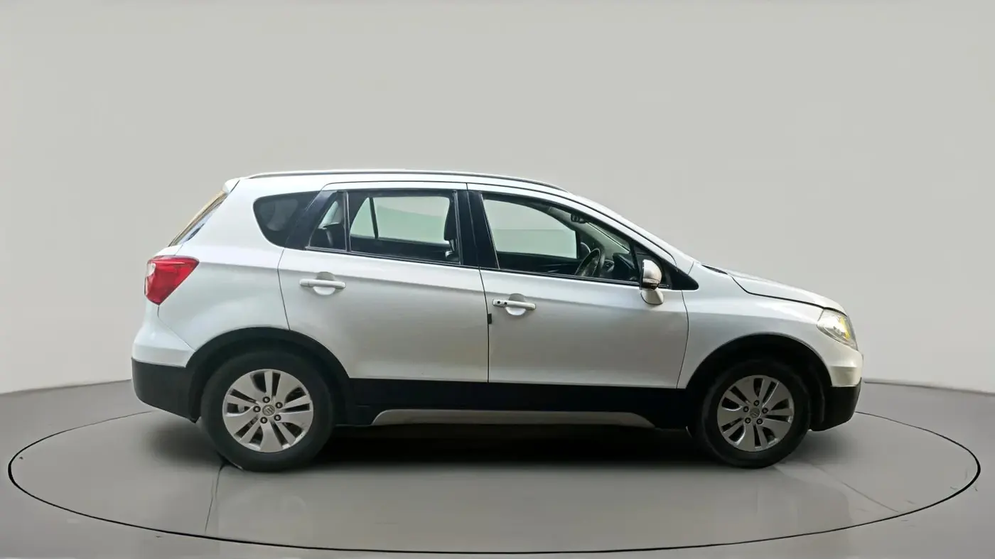 2015 Maruti S Cross ALPHA 1.3, Diesel, Manual, 81,994 km, exterior