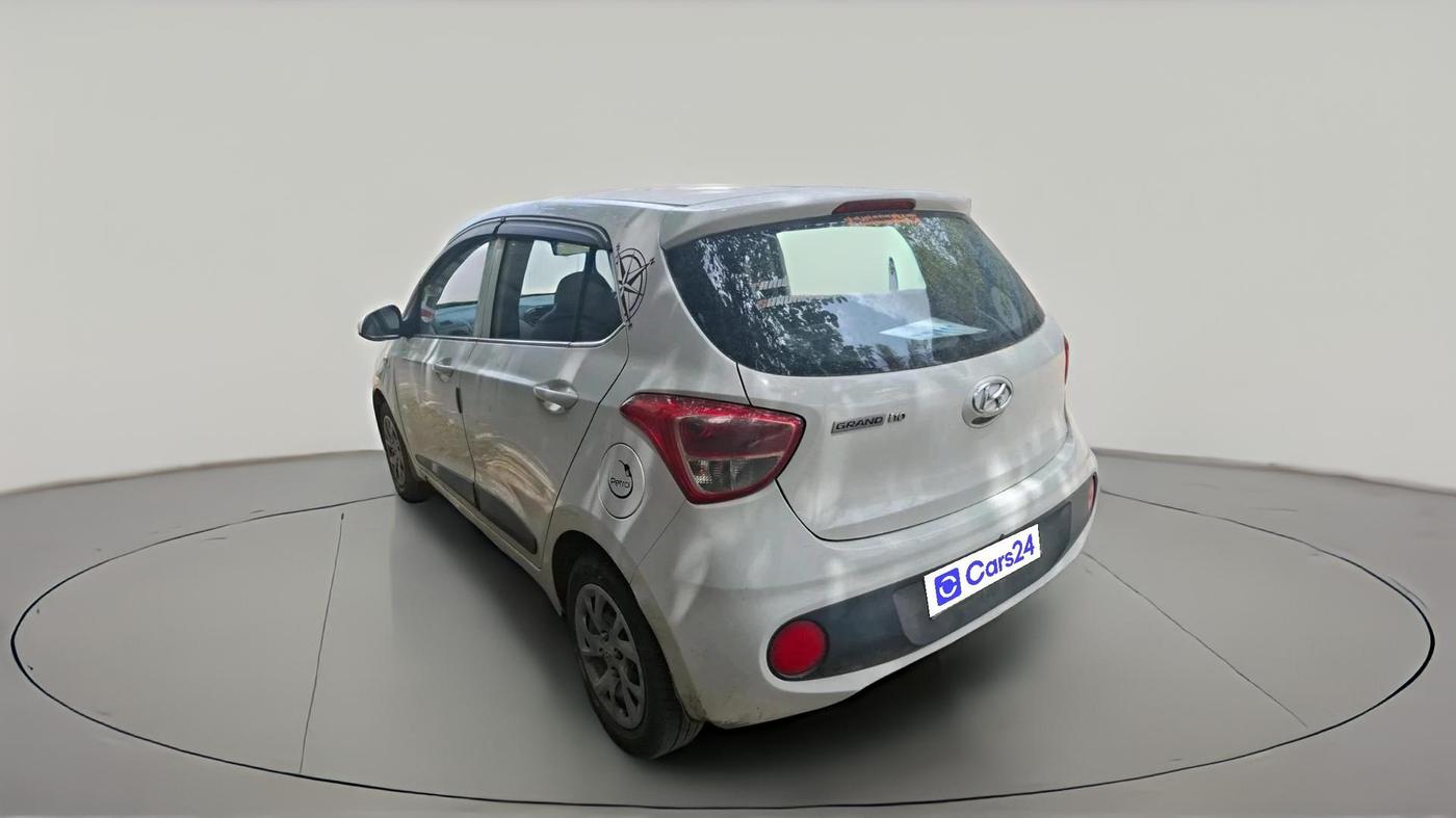 2018 Hyundai Grand i10 MAGNA 1.2 KAPPA VTVT, Petrol, Manual, 1,19,907 km, exterior