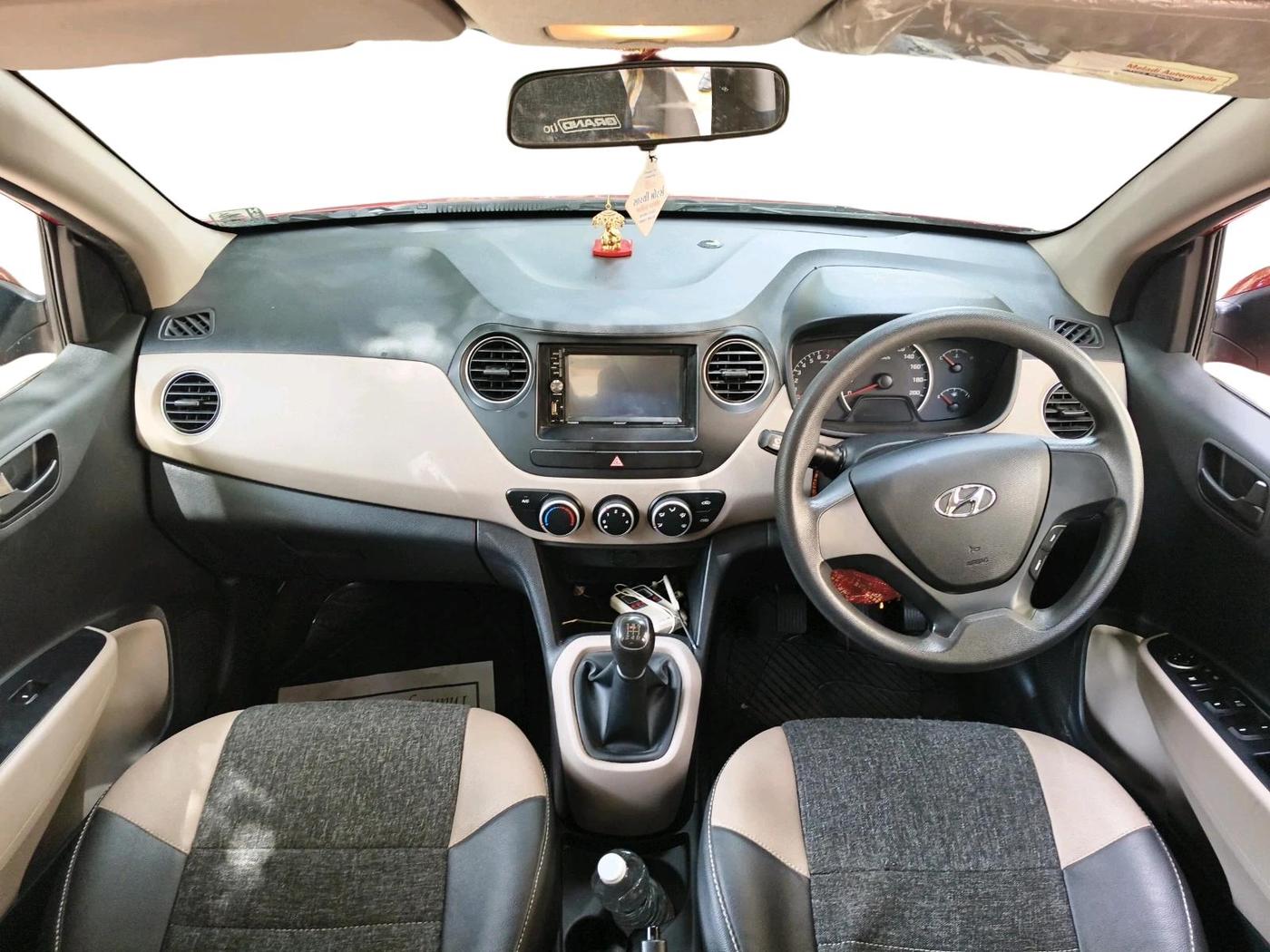 2017 Hyundai Grand i10 MAGNA 1.2 KAPPA VTVT, Petrol, Manual, 51,234 km, interior