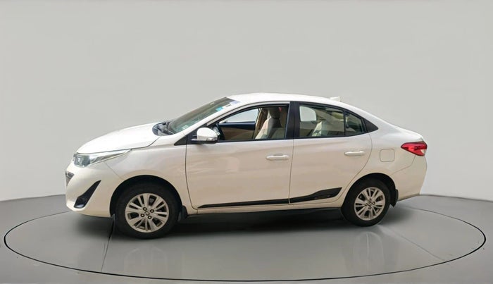 2018 Toyota YARIS V CVT, Petrol, Automatic, 93,152 km, exterior