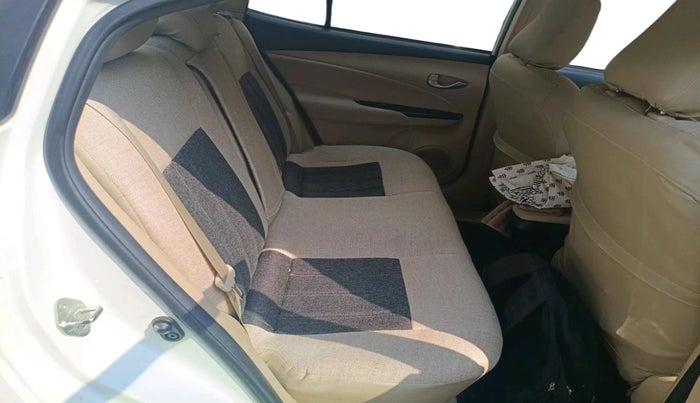 2018 Toyota YARIS V CVT, Petrol, Automatic, 93,152 km, interior