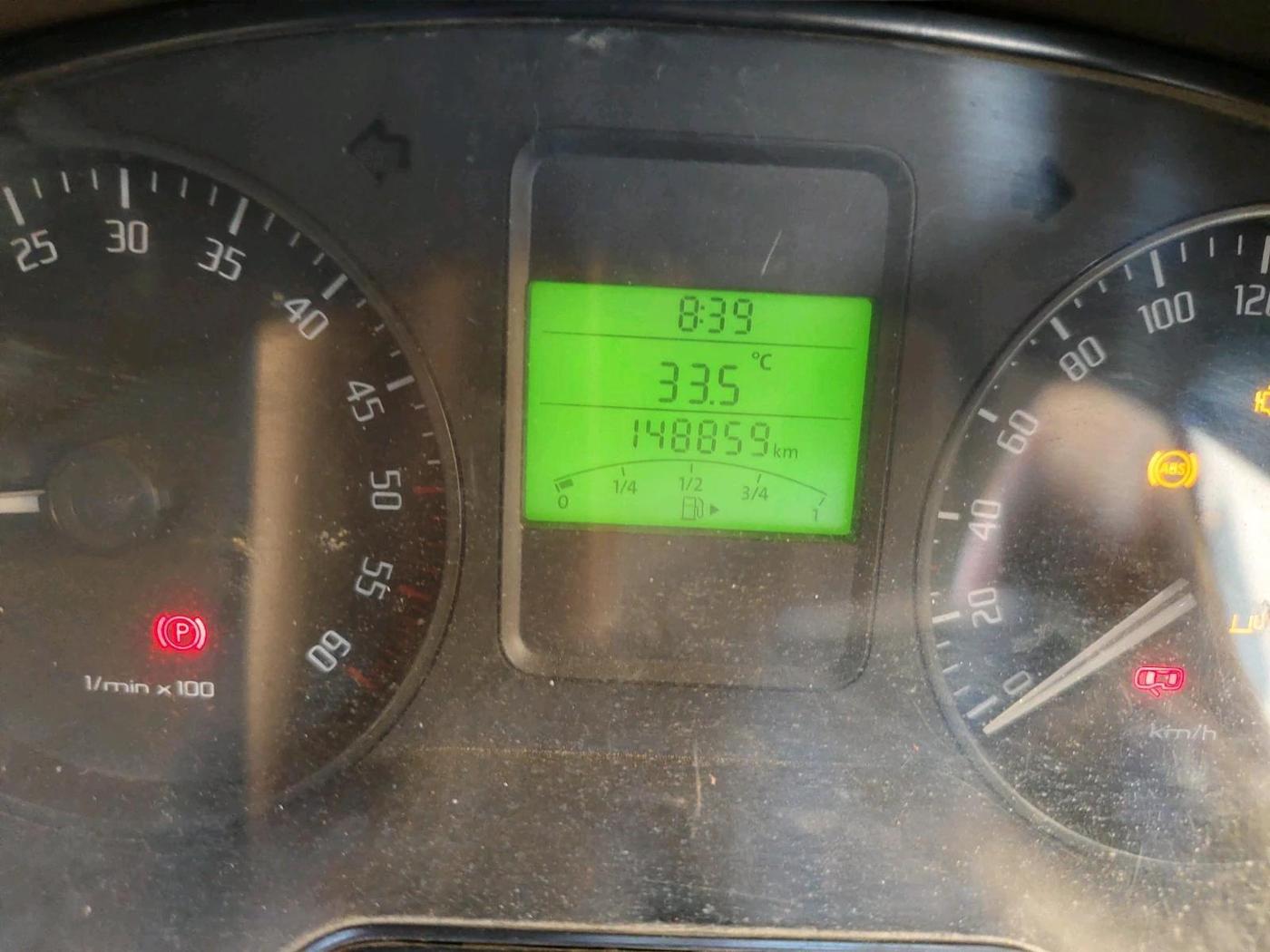 2012 Skoda Rapid AMBITION 1.6 TDI CR MT, Diesel, Manual, 1,48,859 km, interior