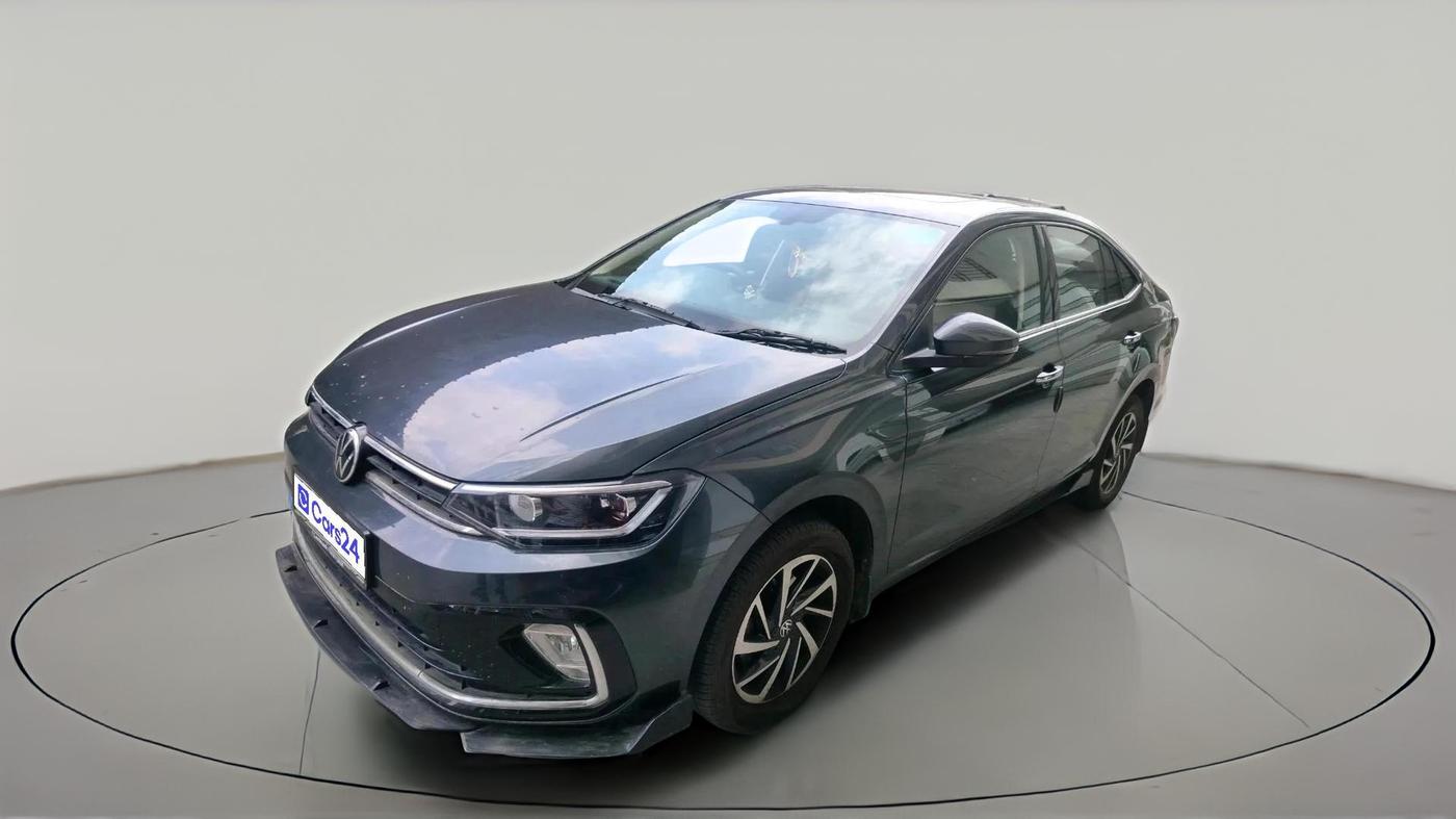 2024 Volkswagen VIRTUS TOPLINE TSI 1.0 MT, Petrol, Manual, 11,593 km, exterior