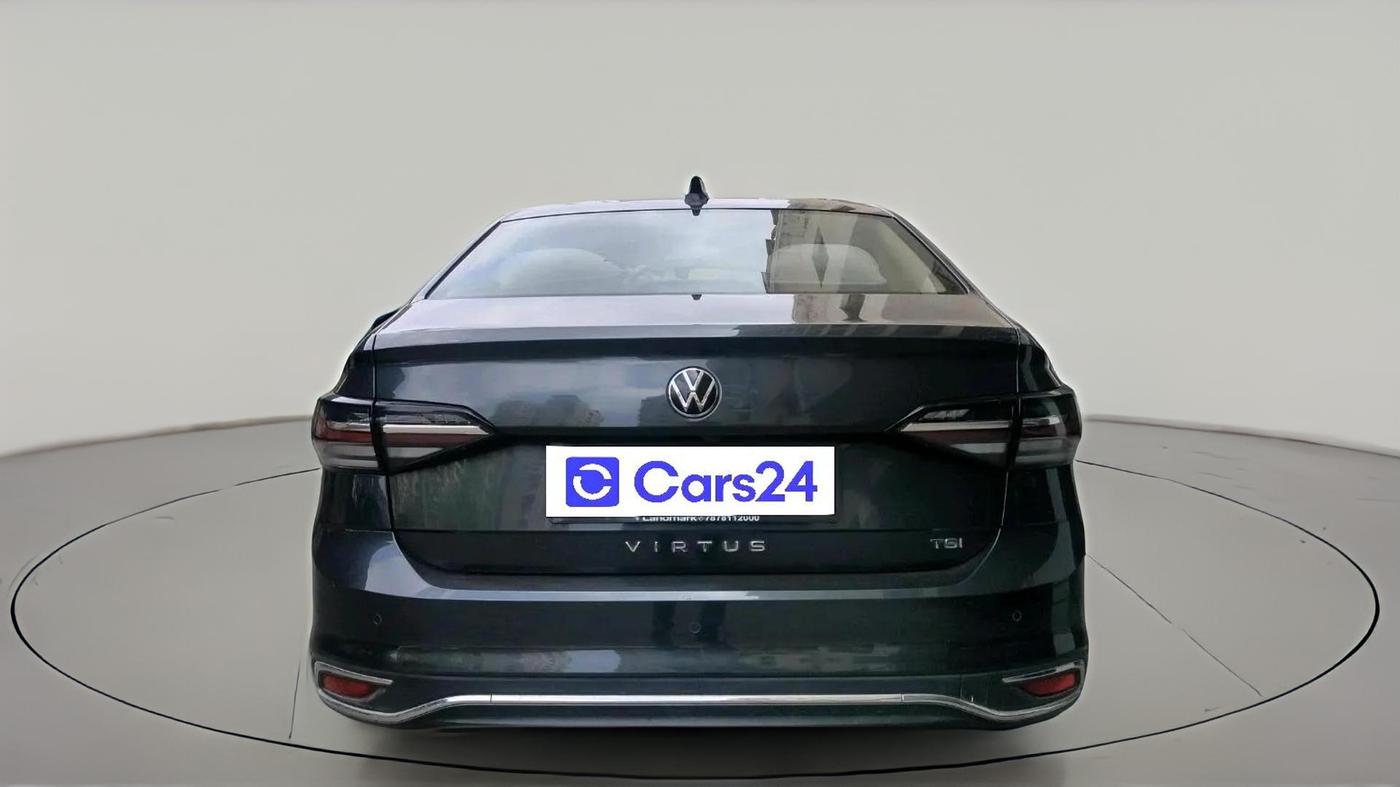 2024 Volkswagen VIRTUS TOPLINE TSI 1.0 MT, Petrol, Manual, 11,593 km, exterior