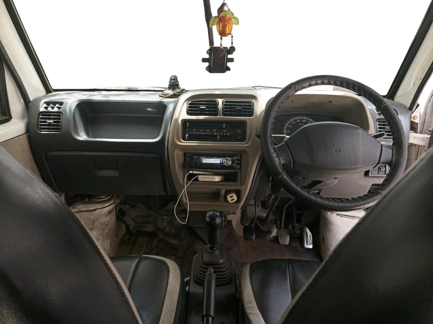 2015 Maruti Eeco 5 STR WITH A/C+HTR, CNG, Manual, 1,40,756 km, interior