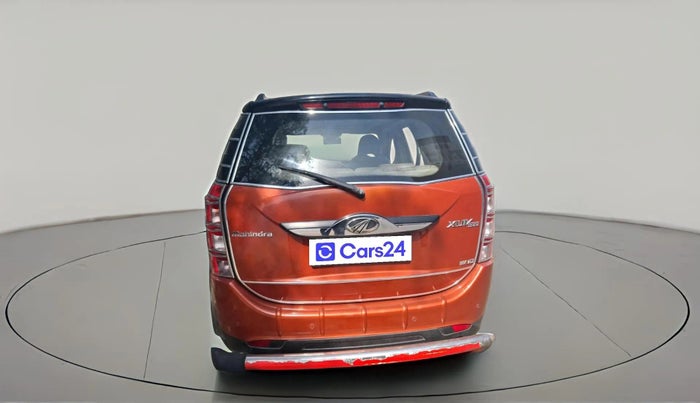 2016 Mahindra XUV500 W10, Diesel, Manual, 1,70,221 km, exterior