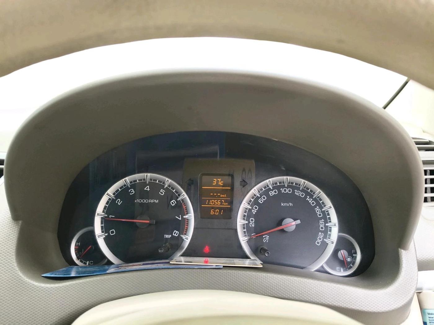 2013 Maruti Ertiga ZXI, Petrol, Manual, 1,10,567 km, interior