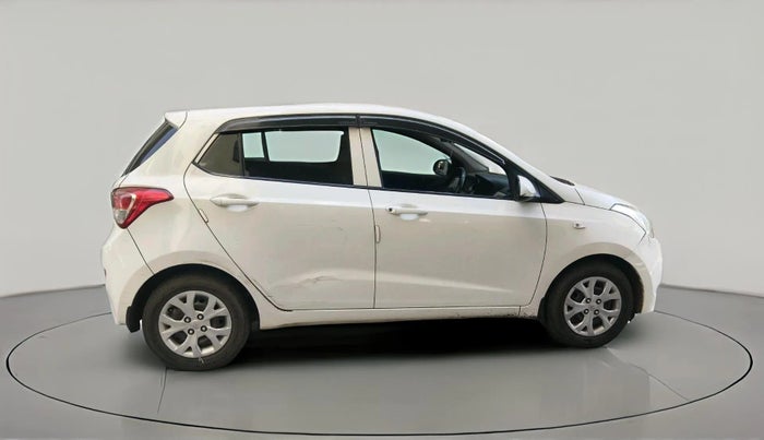2016 Hyundai Grand i10 MAGNA 1.2 KAPPA VTVT, Petrol, Manual, 1,07,444 km, exterior