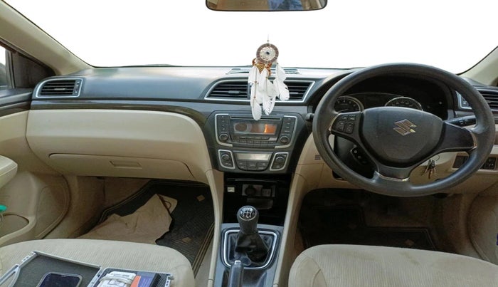 2016 Maruti Ciaz VXI+, Petrol, Manual, 1,10,328 km, interior