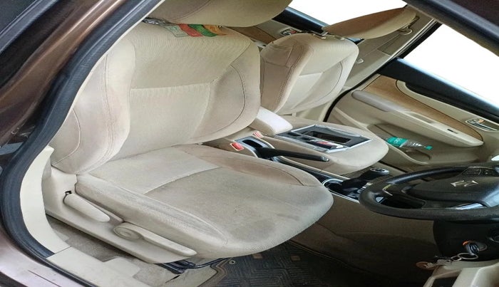 2016 Maruti Ciaz VXI+, Petrol, Manual, 1,10,328 km, interior