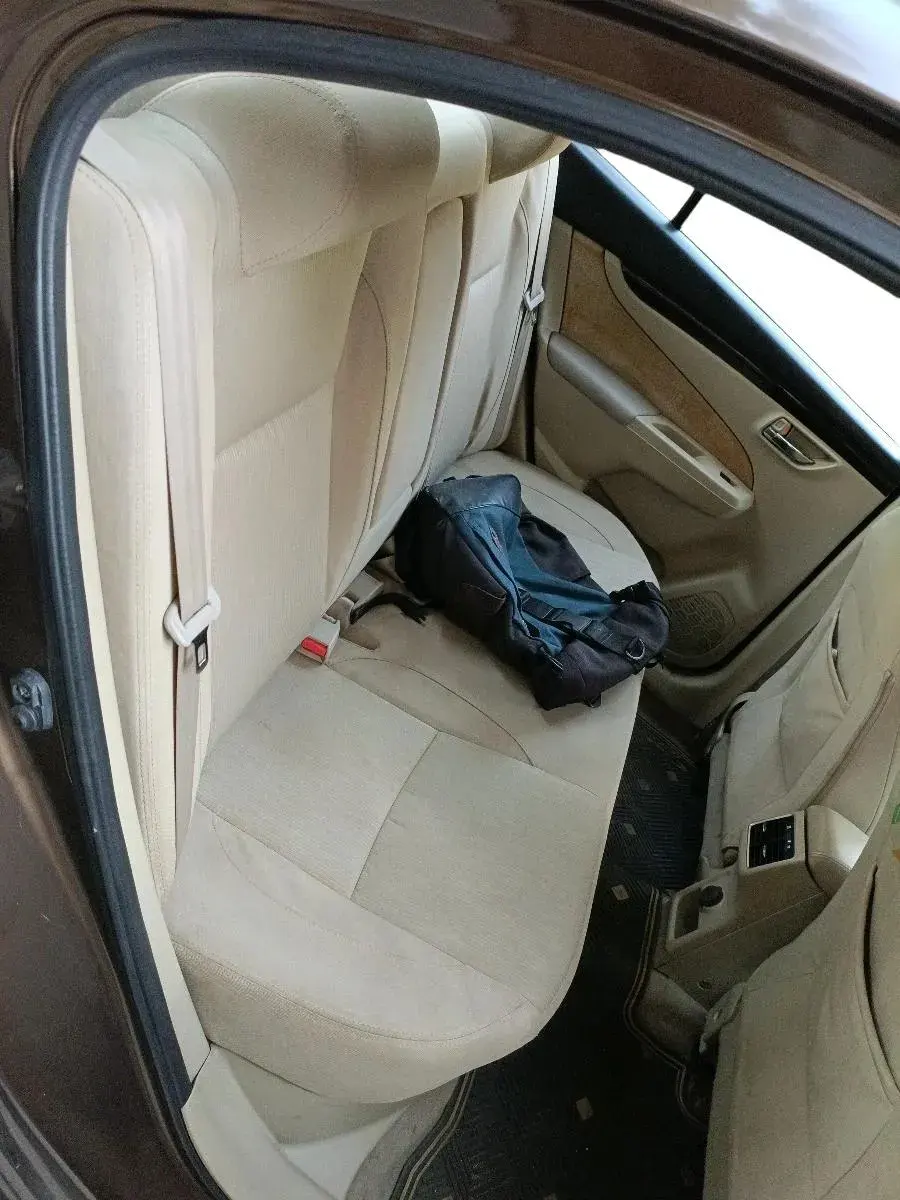 2016 Maruti Ciaz VXI+, Petrol, Manual, 1,10,328 km, interior