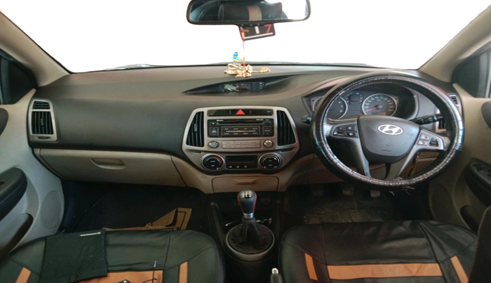 2014 Hyundai i20 SPORTZ 1.2, Petrol, Manual, 1,45,840 km, interior