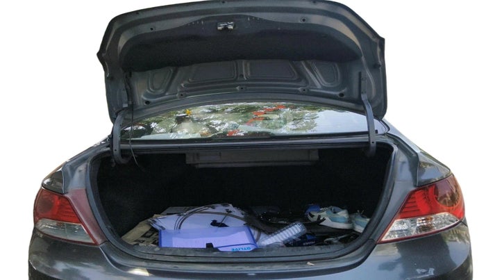 2013 Hyundai Verna FLUIDIC 1.6 CRDI SX OPT AT, Diesel, Automatic, 1,60,012 km, exterior