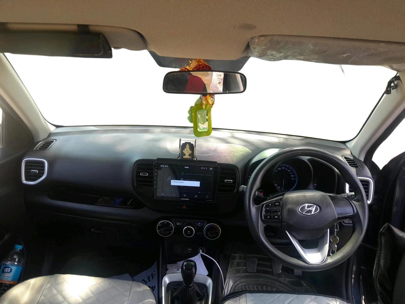 2020 Hyundai VENUE S 1.2, CNG, Manual, 72,293 km, interior