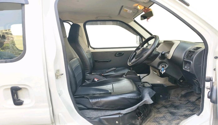 2024 Maruti Eeco 5 STR AC CNG, CNG, Manual, 25,780 km, interior