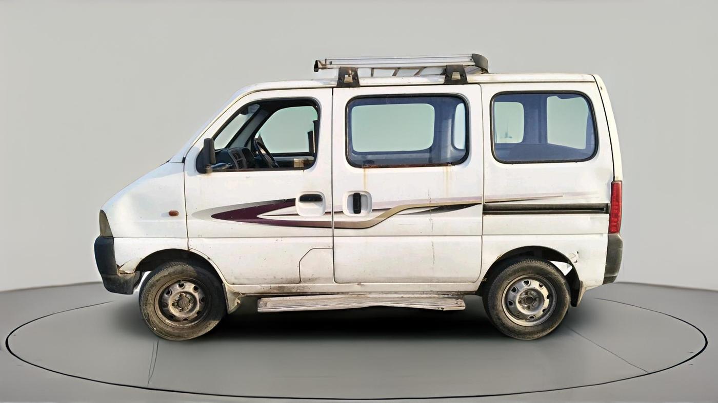 2011 Maruti Eeco 7 STR, CNG, Manual, 2,41,751 km, exterior