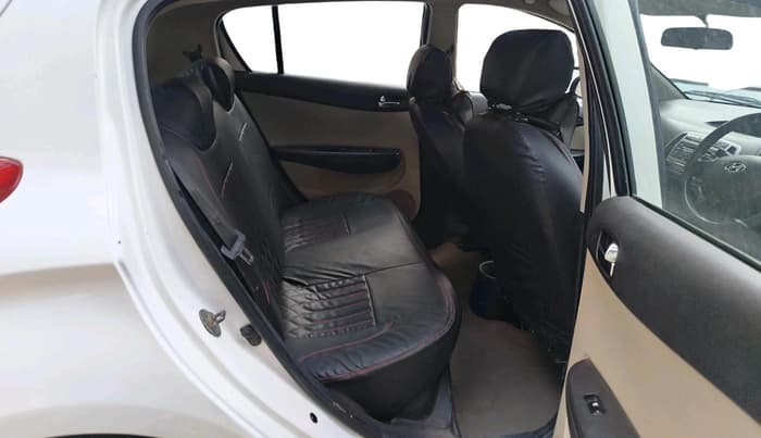 2013 Hyundai i20 MAGNA (O) 1.4 CRDI, Diesel, Manual, 93,729 km, interior