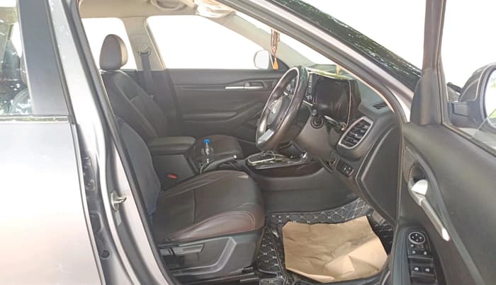 2020 KIA SELTOS HTK PLUS AT 1.5 DIESEL, Diesel, Automatic, 1,07,863 km, interior