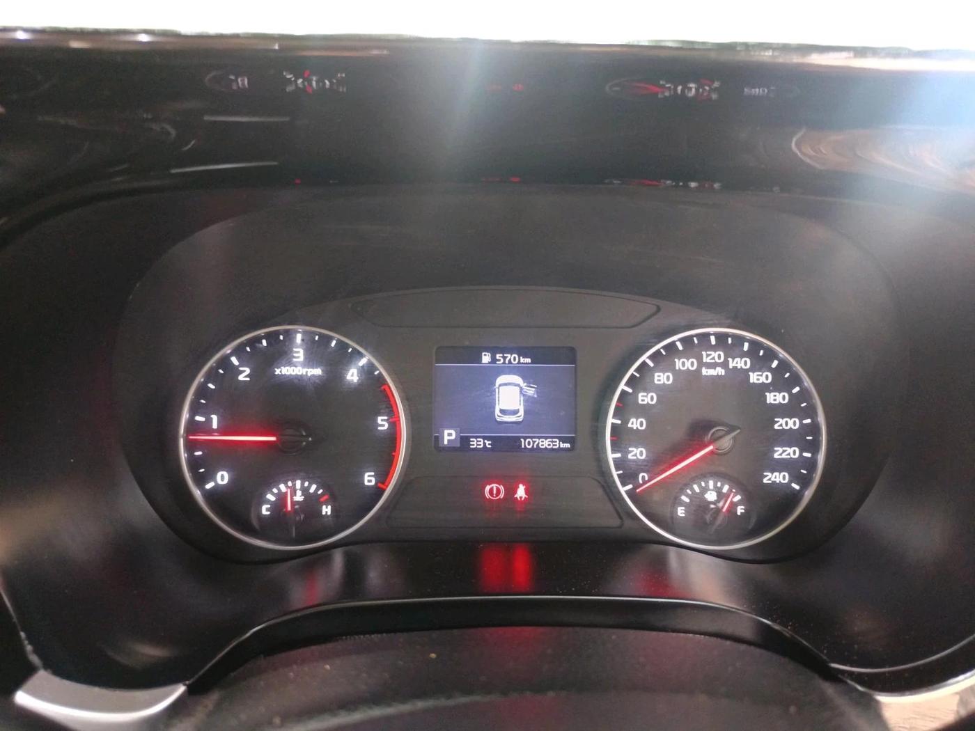 2020 KIA SELTOS HTK PLUS AT 1.5 DIESEL, Diesel, Automatic, 1,07,863 km, interior