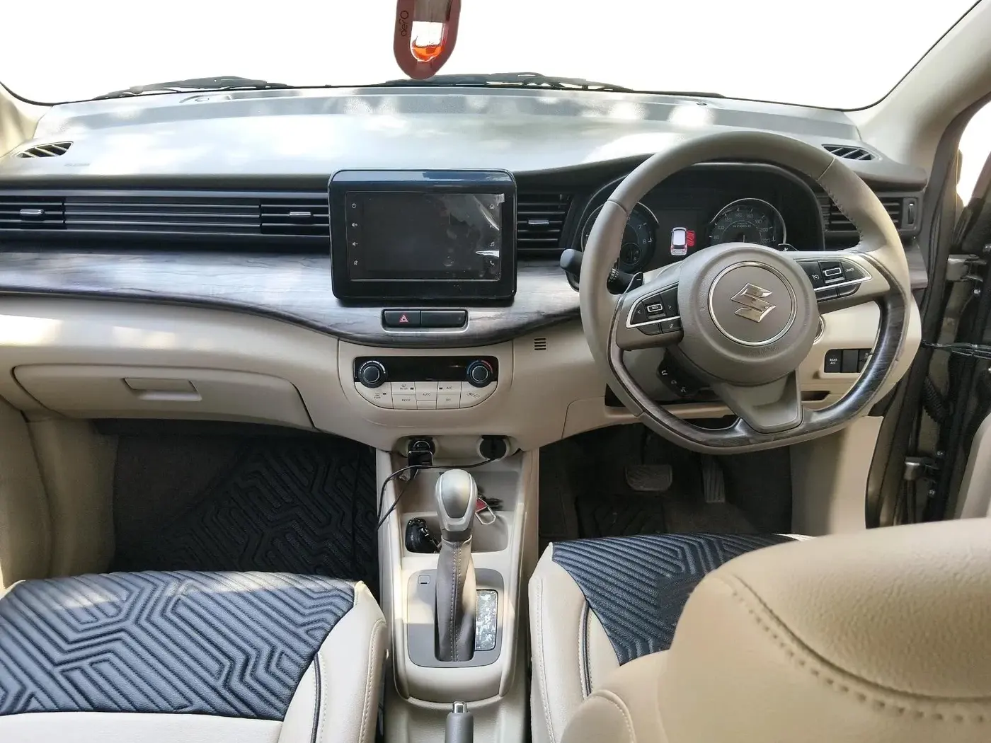 2025 Maruti Ertiga ZXI+ AT SHVS, Petrol, Automatic, 4,802 km, interior