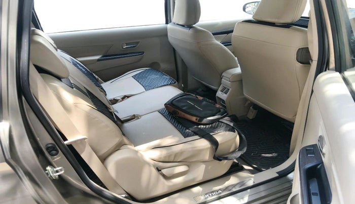 2025 Maruti Ertiga ZXI+ AT SHVS, Petrol, Automatic, 4,802 km, interior