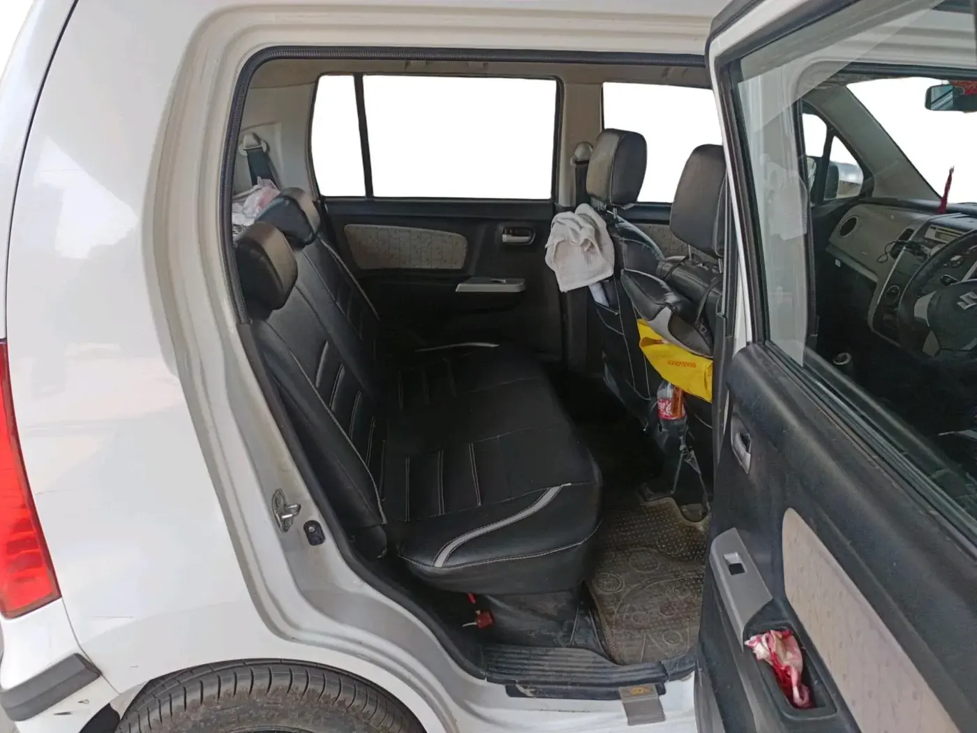 2015 Maruti Wagon R 1.0 VXI, Petrol, Manual, 50,930 km, interior