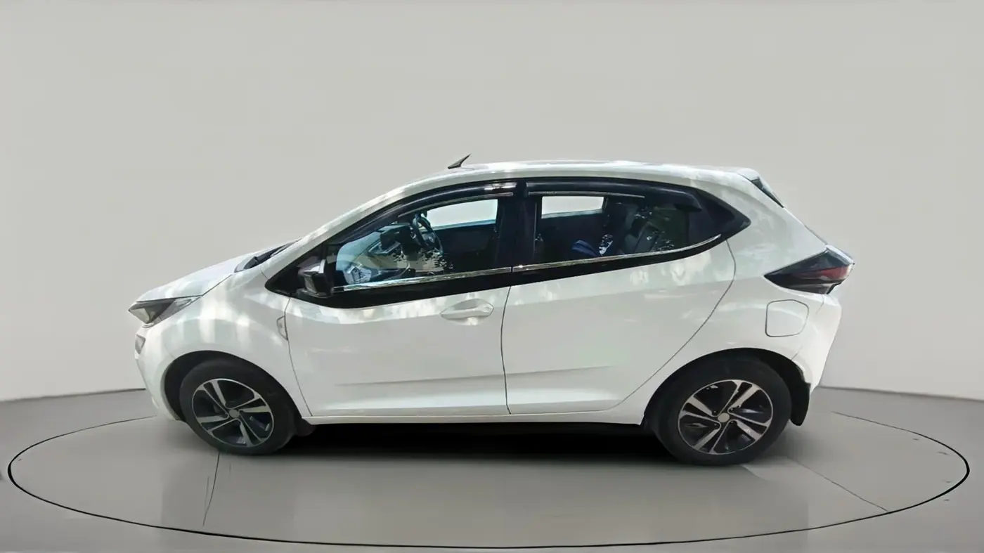 2022 Tata ALTROZ XZ PLUS DIESEL, Diesel, Manual, 41,647 km, exterior