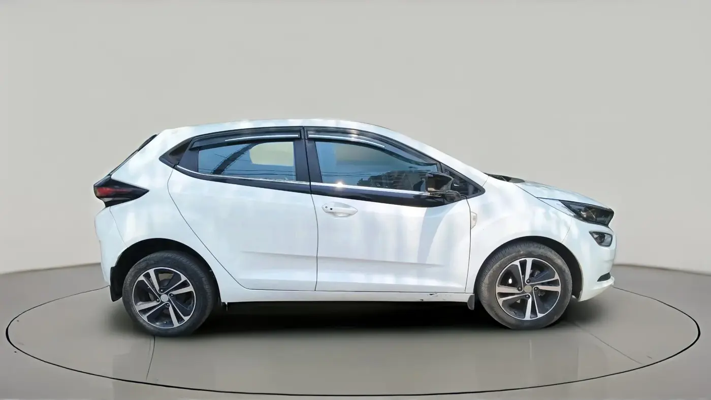 2022 Tata ALTROZ XZ PLUS DIESEL, Diesel, Manual, 41,647 km, exterior