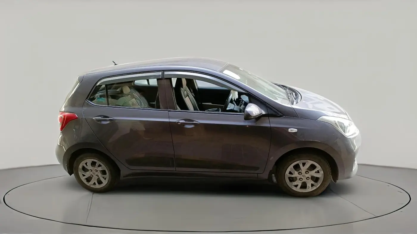 2017 Hyundai Grand i10 MAGNA U2 1.2 CRDI, Diesel, Manual, 1,03,147 km, exterior