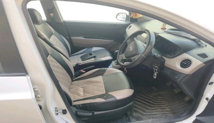 2018 Hyundai Xcent S 1.2, Petrol, Manual, 54,040 km, interior