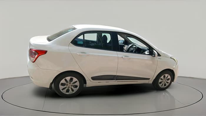 2015 Hyundai Xcent S 1.2, CNG, Manual, 1,09,071 km, exterior