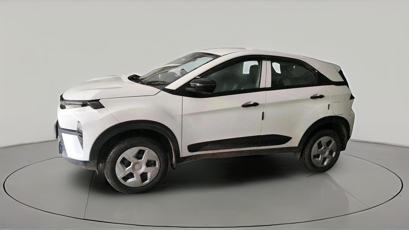 2025 Tata NEXON Smart Plus 1.2 Revotron 6 AMT, Petrol, Automatic, 17,539 km, exterior