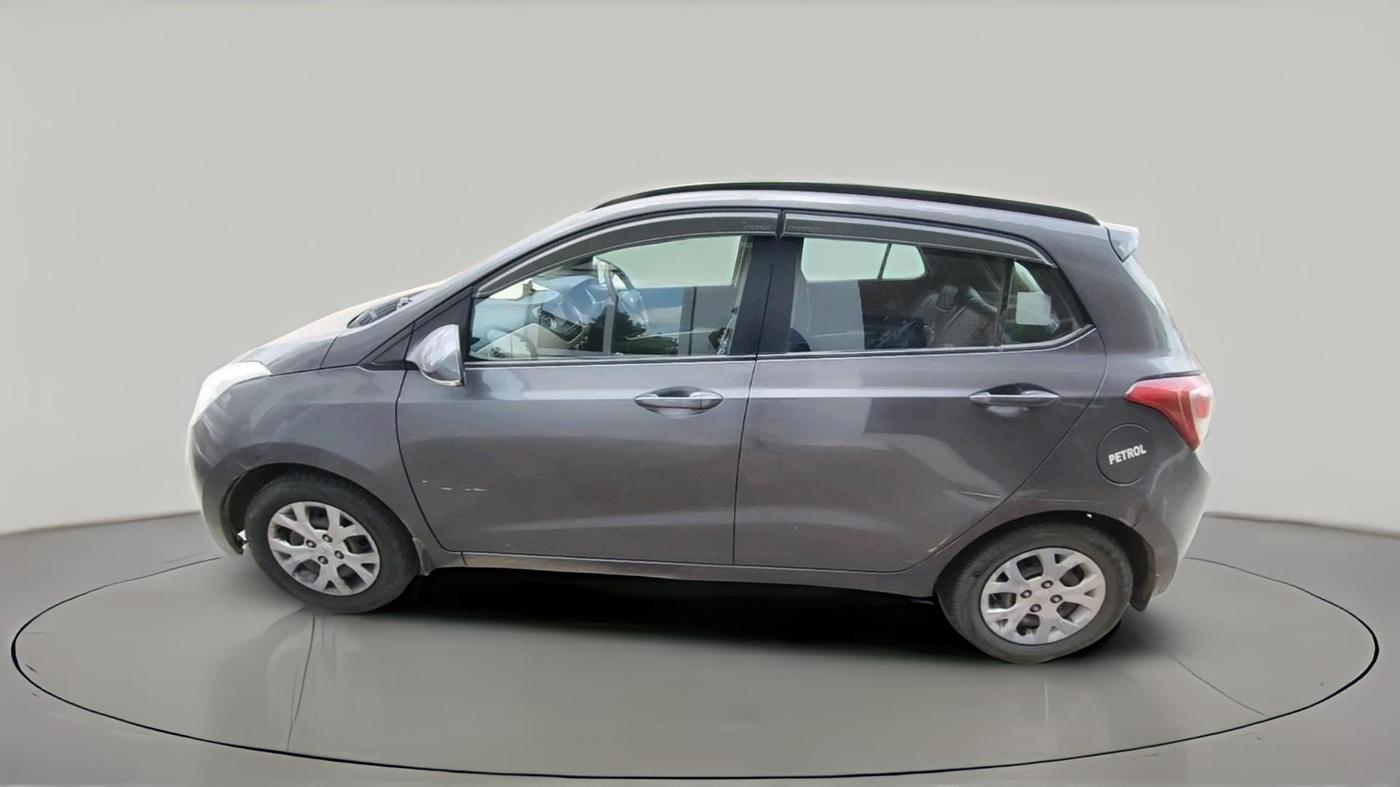 2016 Hyundai Grand i10 SPORTZ 1.2 KAPPA VTVT, CNG, Manual, 1,46,182 km, exterior