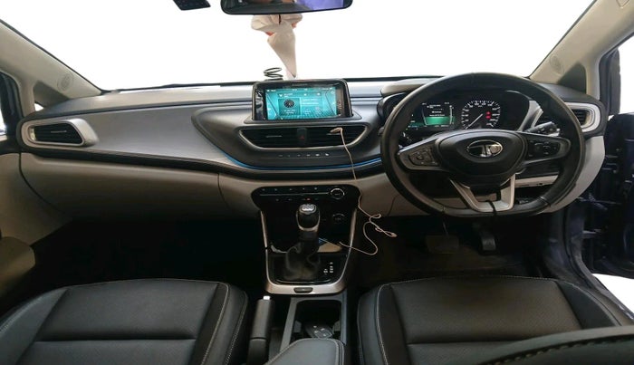 2024 Tata ALTROZ XZA PLUS (O) SUNROOF P , Petrol, Automatic, 9,876 km, interior